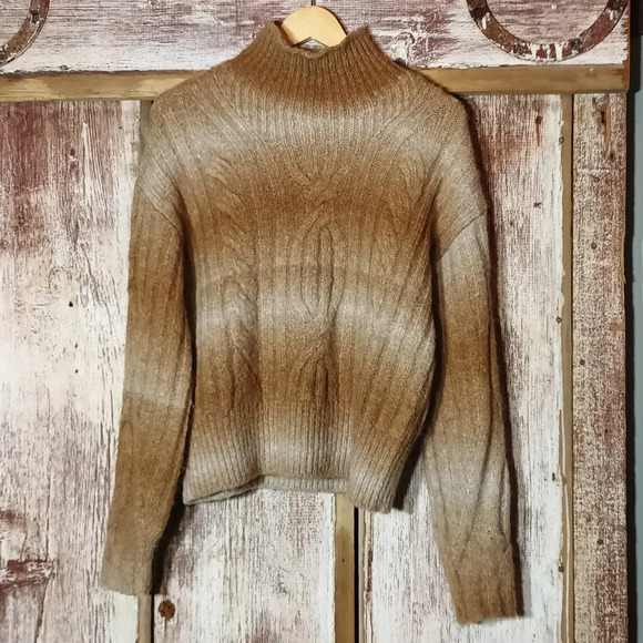 Banana Republic Alpaca Italian Yarn Knit mock neck drop shoulder tan ombre  xs - Picture 6 of 9